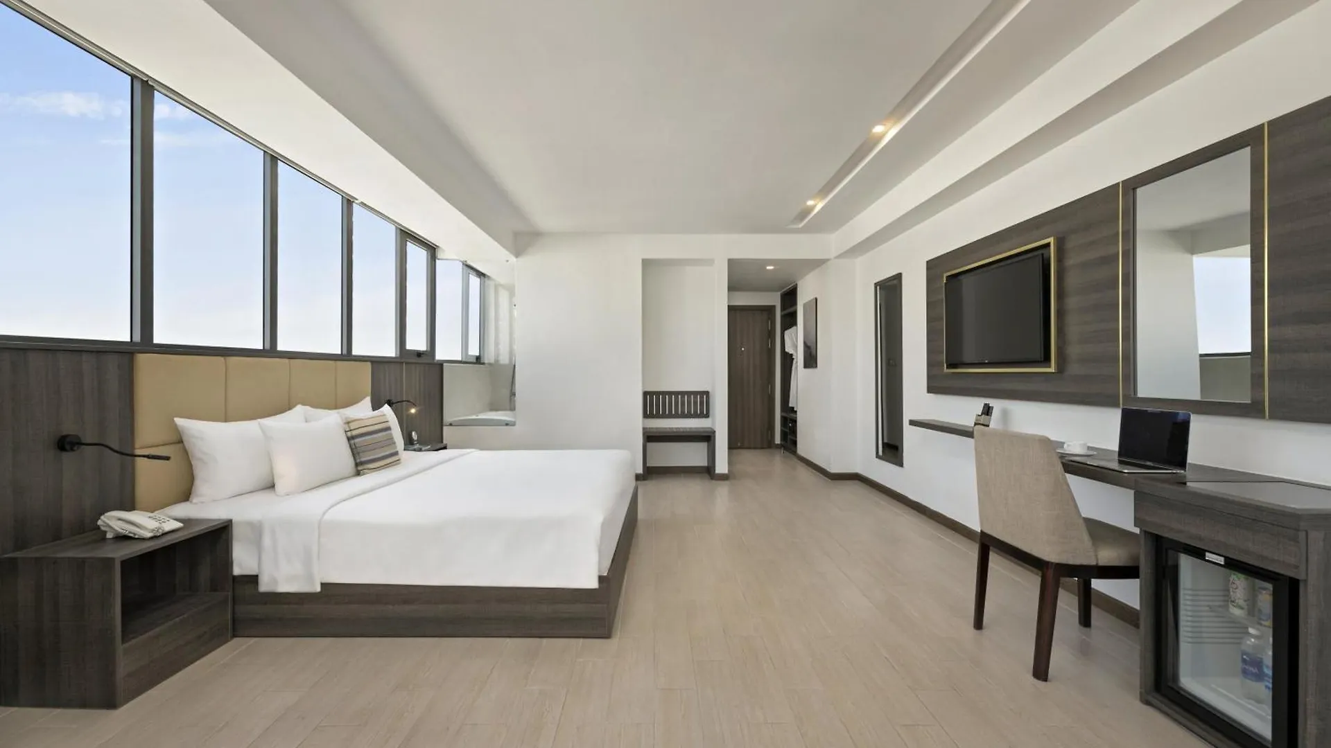 Atlantic Nha Trang Hotel
