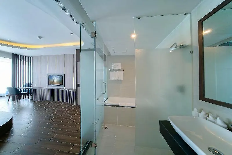 Atlantic Nha Trang Hotel