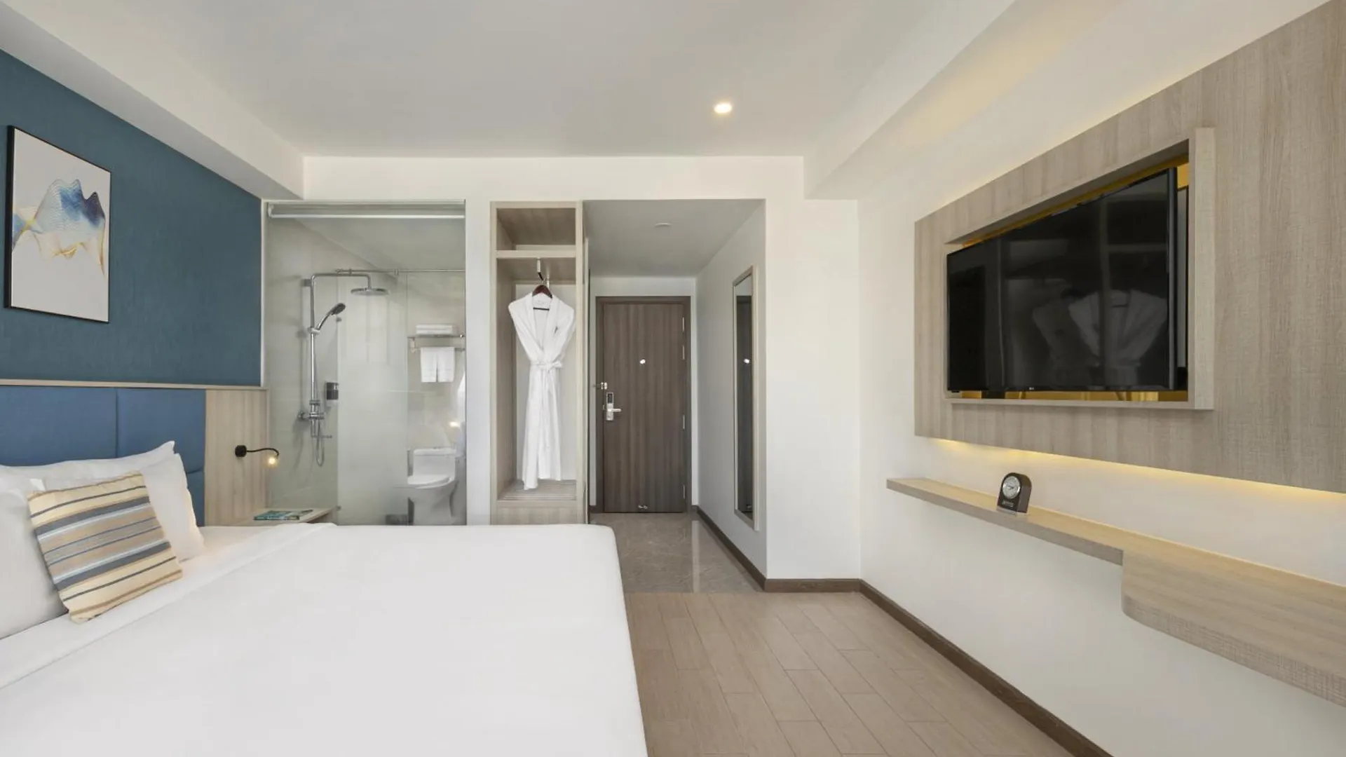 Atlantic Nha Trang Hotel